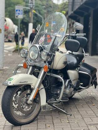 HARLEY-DAVIDSON ROAD KING CLASSIC HARLEY-DAVIDSON ROAD KING CLASSIC